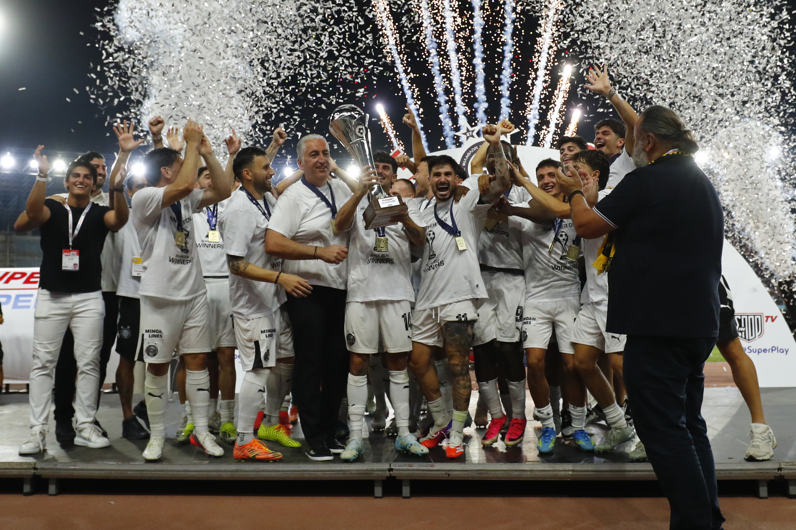 Η απονομή του Super Cup στον ΟΦΗ και η fair-play κίνηση του Μάριου Ηλιόπουλου