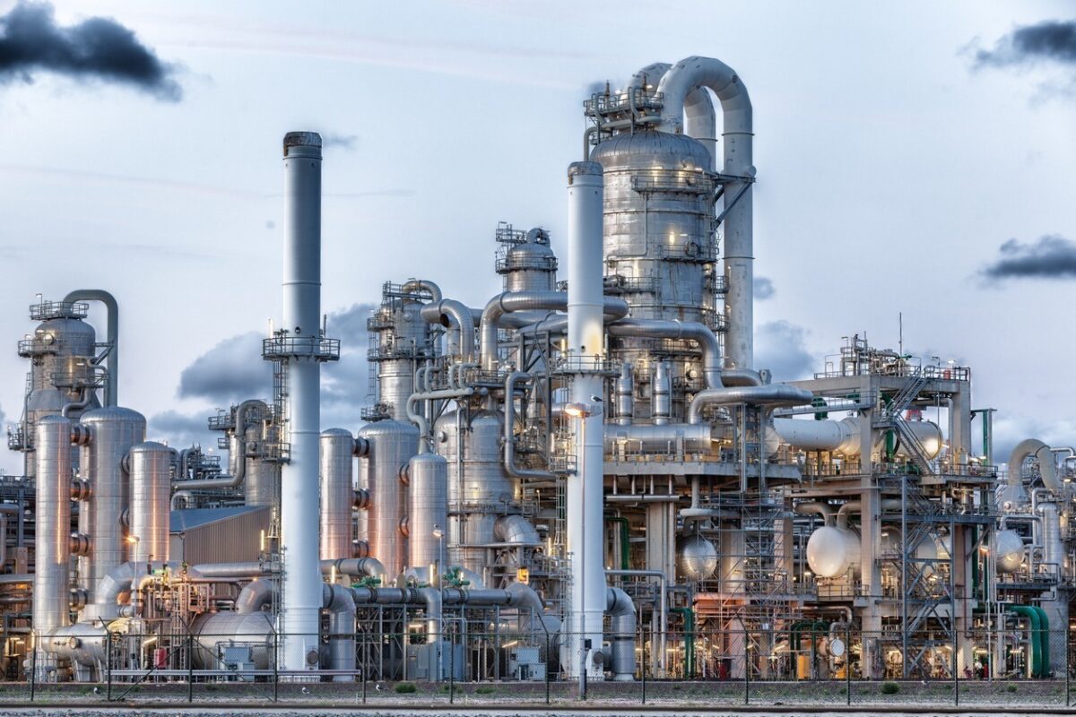 Πετρέλαιο: Άνοδος στο Brent όσο η συμφωνία για τα Στενά του Ορμούζ καθυστερεί | Επικαιρότητα στο PlusTV.gr