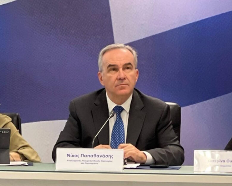 Ο αναπληρωτής υπουργός Οικονομικών Νίκος Παπαθανάσης