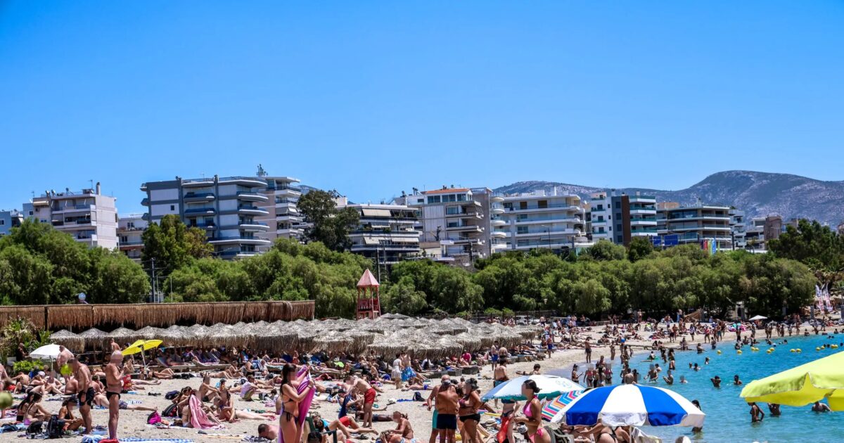 Το ΥΠΕΝ ξεκαθαρίζει το χωροταξικό για τον τουρισμό με 12 ερωτήσεις