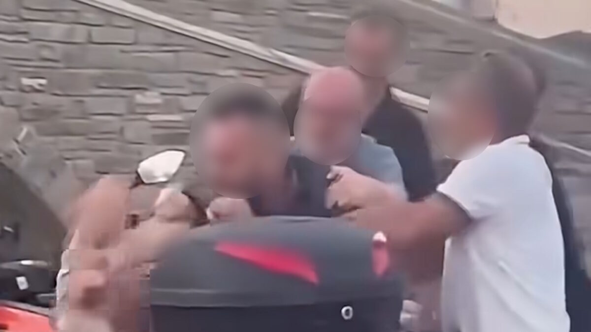 Καρέ από το επεισόδιο στην Πάρο