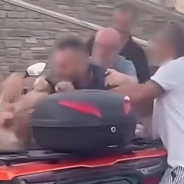 Καρέ από το επεισόδιο στην Πάρο