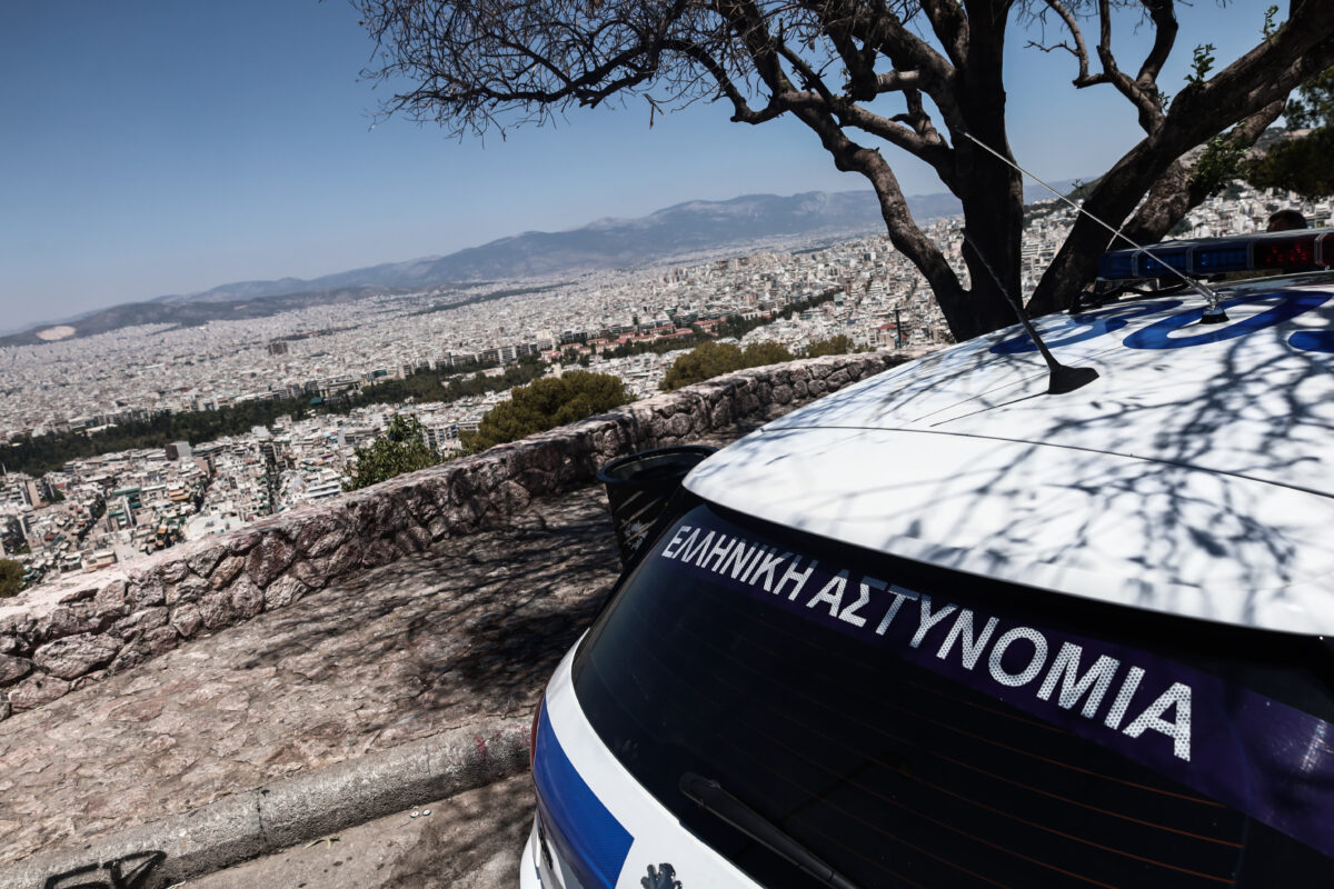 Λυκαβηττός: Βρέθηκε πτώμα σε σπηλιά κοντά στο εκκλησάκι των Αγίων Ισιδώρων