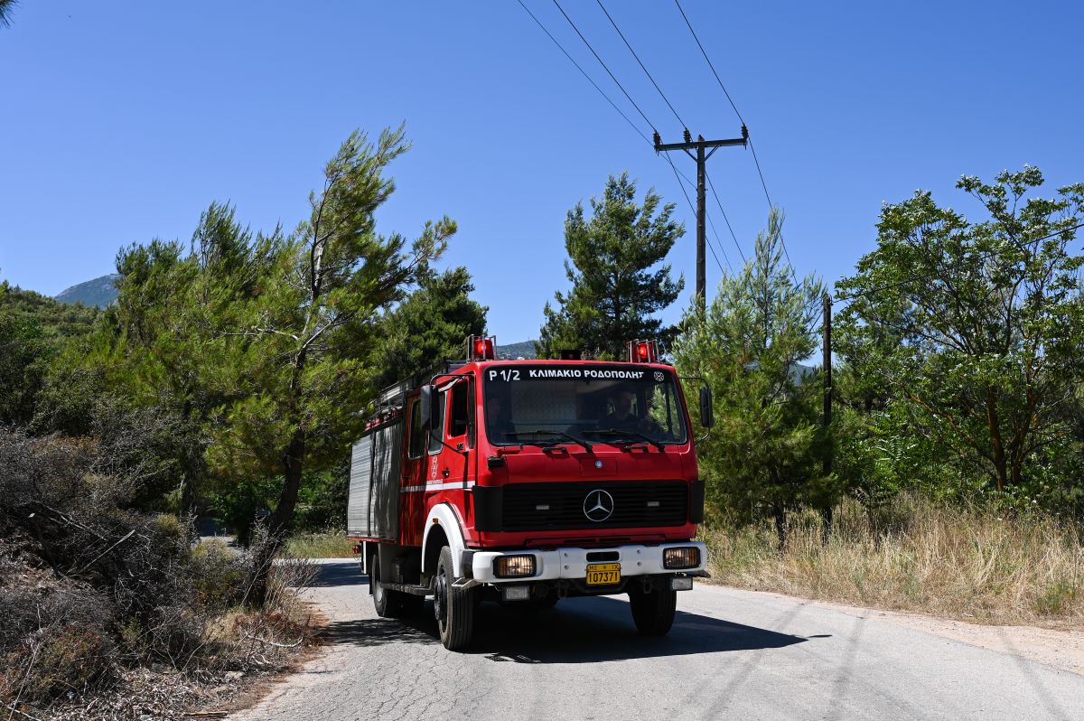 Καύσωνας: Ο «διψασμένος» αέρας αυξάνει τον κίνδυνο φωτιάς - Τι είναι το έλλειμμα τάσης υδρατμών και γιατί ανησυχούν οι μετεωρολόγοι