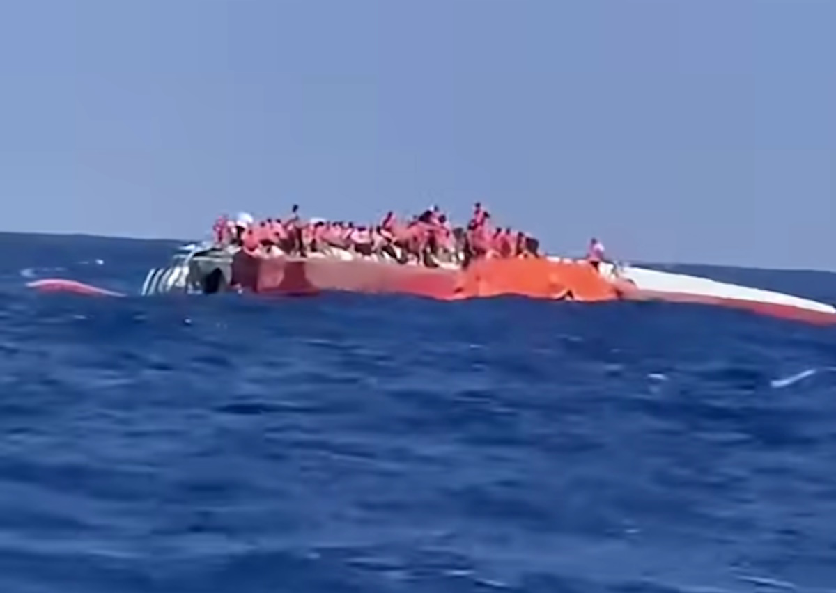 Κύπρος: Βυθίστηκε επιβατηγό πλοίο με 279 άτομα ανοιχτά της Κερύνειας - Μεγάλη επιχείρηση διάσωσης