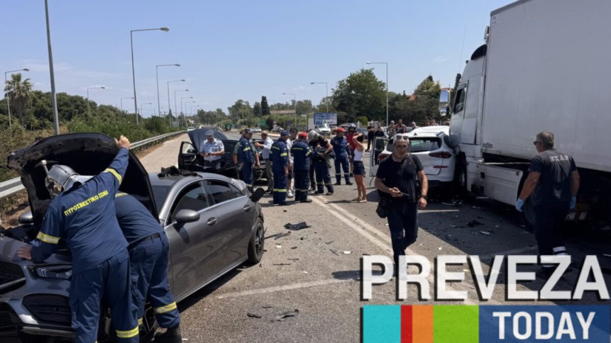 Πρέβεζα: Φορτηγό παρέσυρε 3 αυτοκίνητα στην υποθαλάσσια σήραγγα του Ακτίου – 3 τραυματίες και ουρές χιλιομέτρων