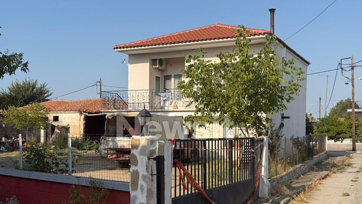 Το σπίτι όπου έγινε η γυναικοκτονία στη Διαλαμπή της Ροδόπης
