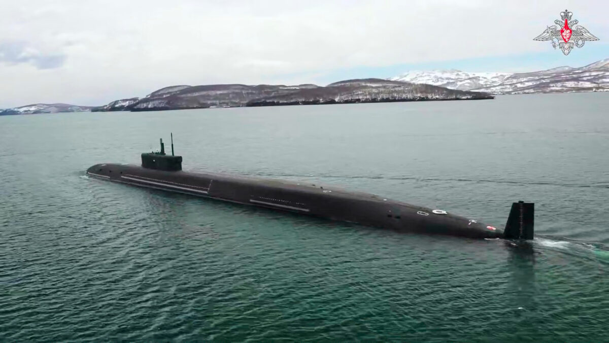 Το πυρηνικό υποβρύχιο Khabarovsk έβγαλε στη θάλασσα ο Πούτιν για να τρομοκρατήσει τους εχθρούς του