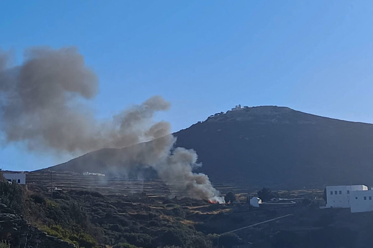 Συντριβή ελικοπτέρου στη Σίφνο: Το ταξίδι του μέλιτος που έγινε εφιάλτης - Τα πιθανά αίτια της τραγωδίας με τους τρεις νεκρούς
