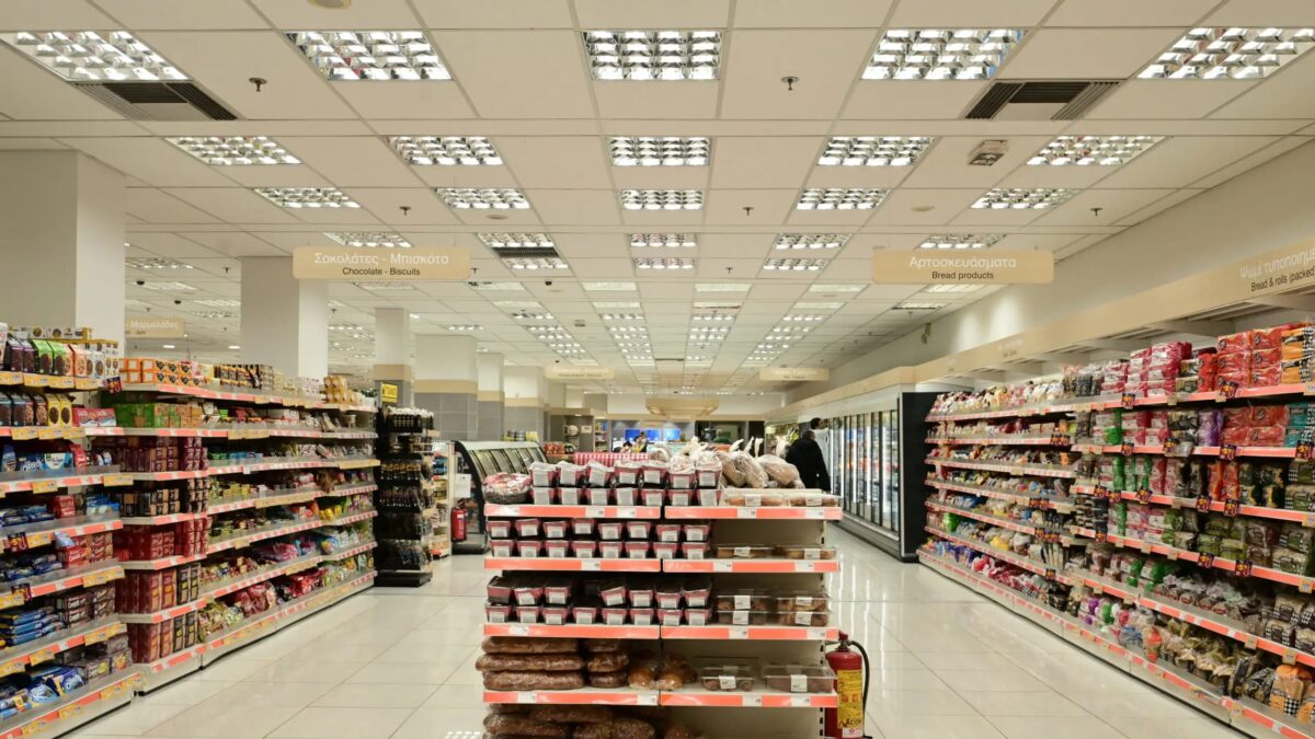 Στιγμιότυπο από σούπερ μάρκετ 
(Φωτογραφία αρχείου: ΤΑΤΙΑΝΑ ΜΠΟΛΑΡΗ