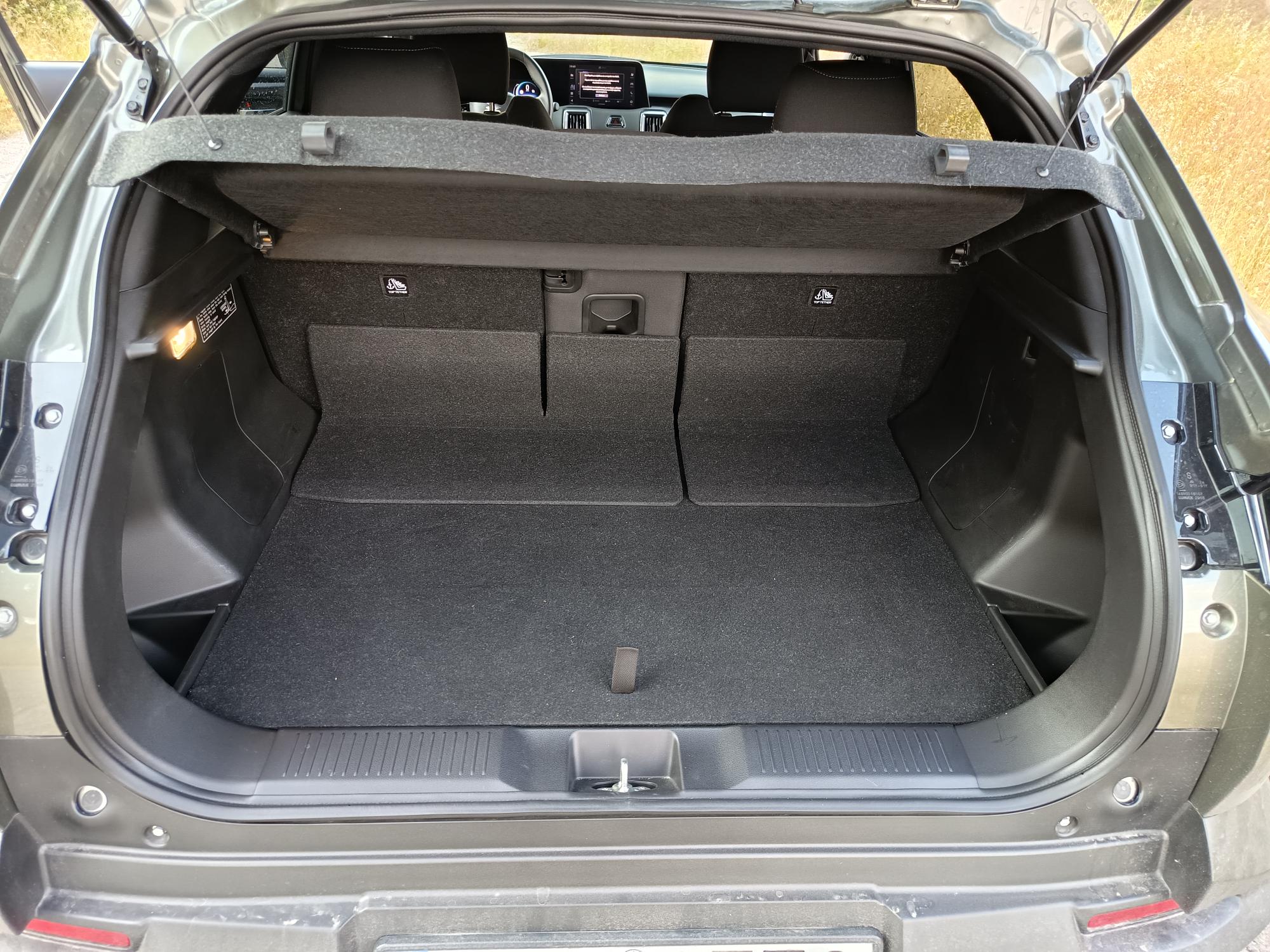 suzuki-e-vitara-2wd-61-kwh174-ps-test