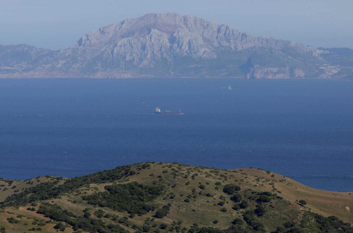 Πόσο «κοντά» στα όσα συμβαίνουν στα Στενά του Ορμούζ, είναι τα Στενά του… Γιβραλτάρ; | Επικαιρότητα στο PlusTV.gr