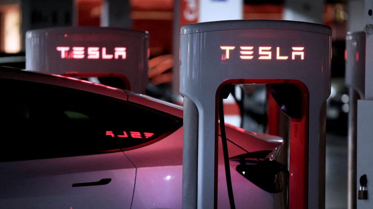 Σταθμός υπερφόρτισης Tesla