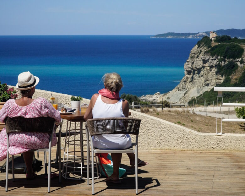 ΚΕΡΚΥΡΑ ΤΟΥΡΙΣΤΕΣ