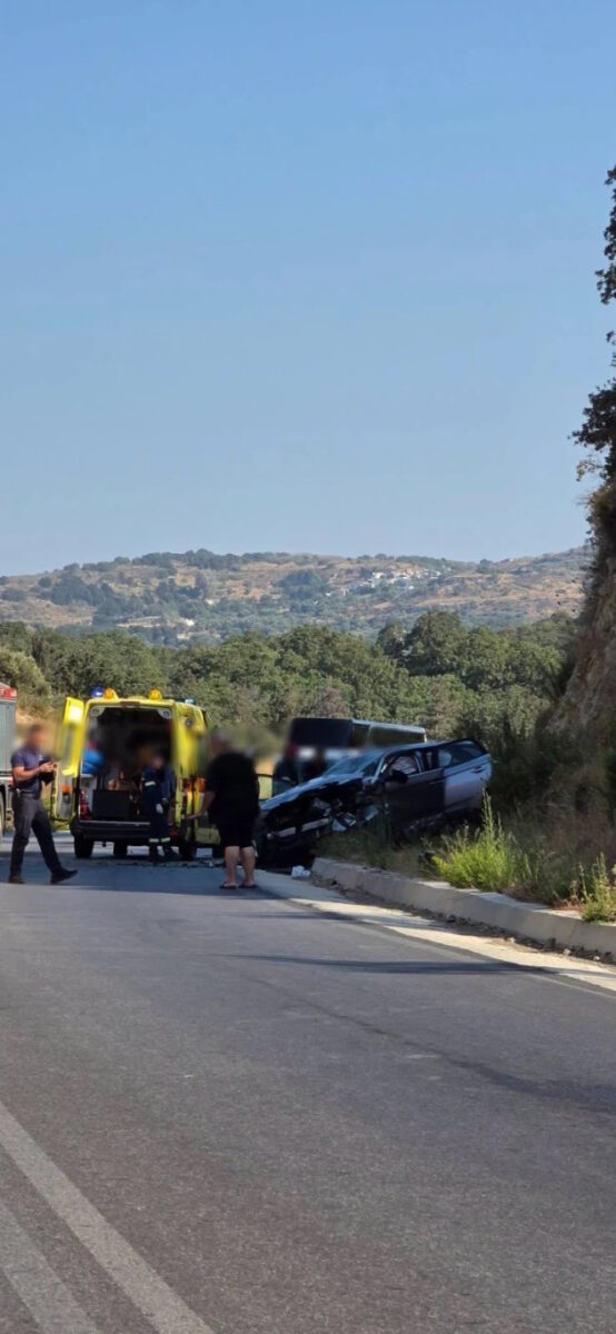 Τροχαίο με 5 τραυματίες στο Ρέθυμνο