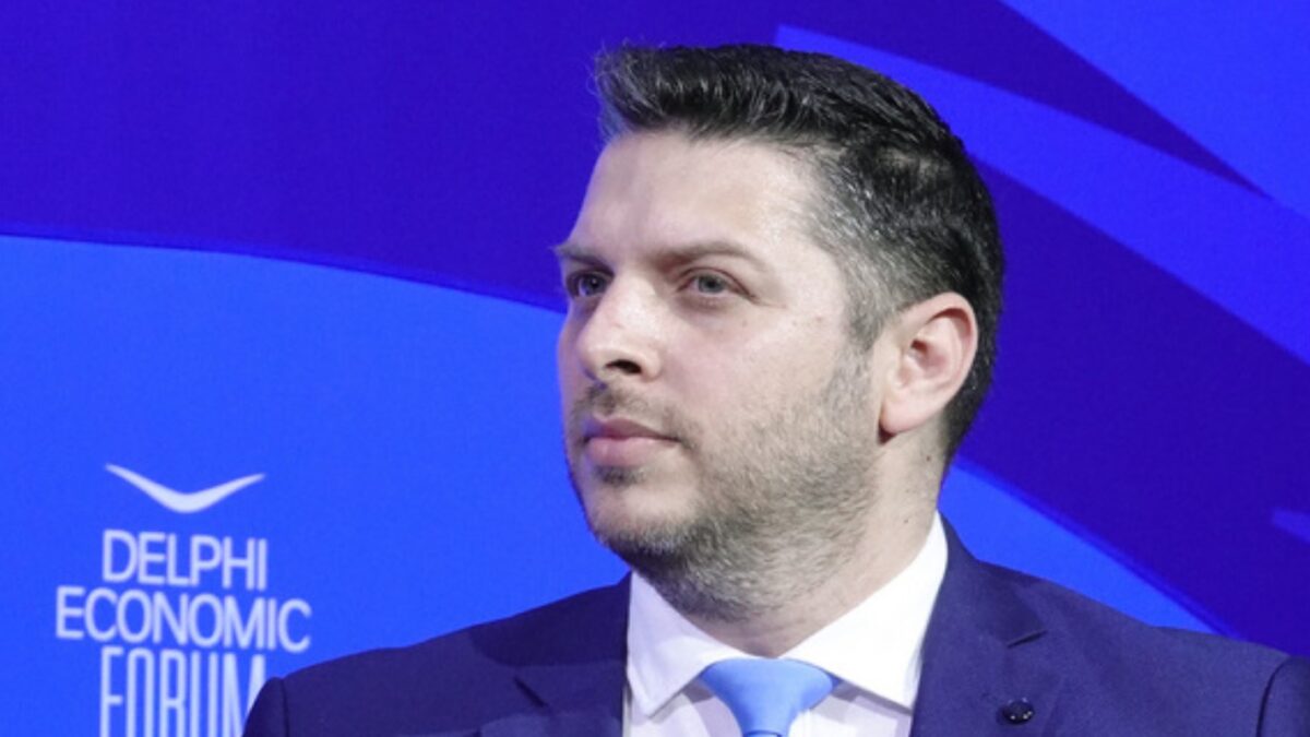 Ο δημοσιογράφος Βασίλης Τσεκούρας, συμμετέχει σε πάνελ, κατά τη 2η μέρα του 7ου Οικονομικού Φόρουμ των Δελφών που πραγματοποιείται στο Ευρωπαϊκό Κέντρο Πολιτισμού των Δελφών, Πέμπτη 7 Απριλίου 2022. ΑΠΕ-ΜΠΕ/ΑΠΕ-ΜΠΕ/ΧΑΡΗΣ ΑΚΡΙΒΙΑΔΗΣ