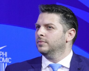 Ο δημοσιογράφος Βασίλης Τσεκούρας, συμμετέχει σε πάνελ, κατά τη 2η μέρα του 7ου Οικονομικού Φόρουμ των Δελφών που πραγματοποιείται στο Ευρωπαϊκό Κέντρο Πολιτισμού των Δελφών, Πέμπτη 7 Απριλίου 2022. ΑΠΕ-ΜΠΕ/ΑΠΕ-ΜΠΕ/ΧΑΡΗΣ ΑΚΡΙΒΙΑΔΗΣ