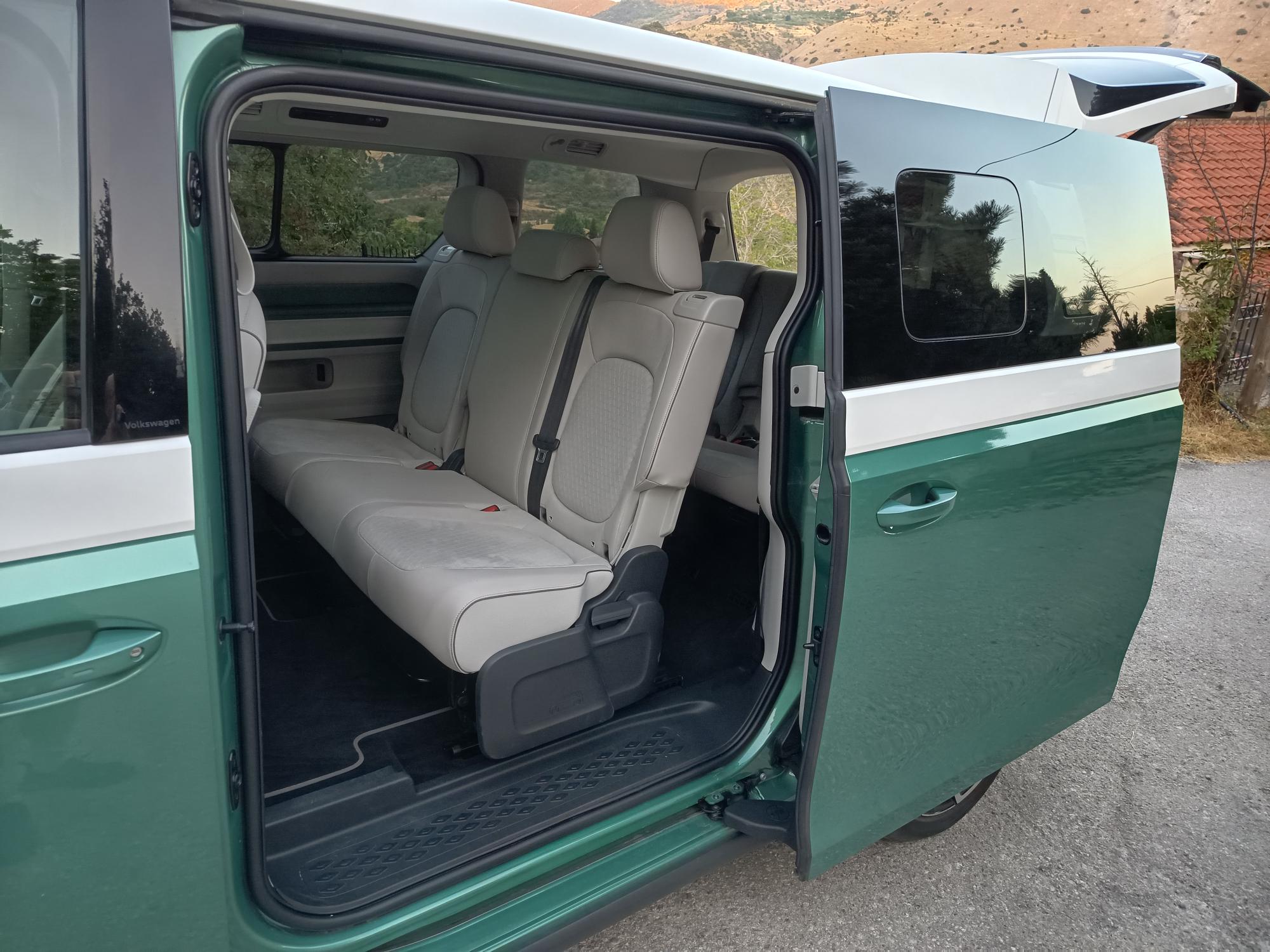 volkswagen-id-buzz-7seats-286ps