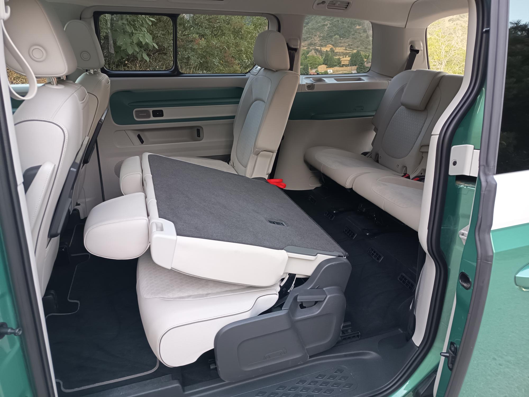 volkswagen-id-buzz-7seats-286ps