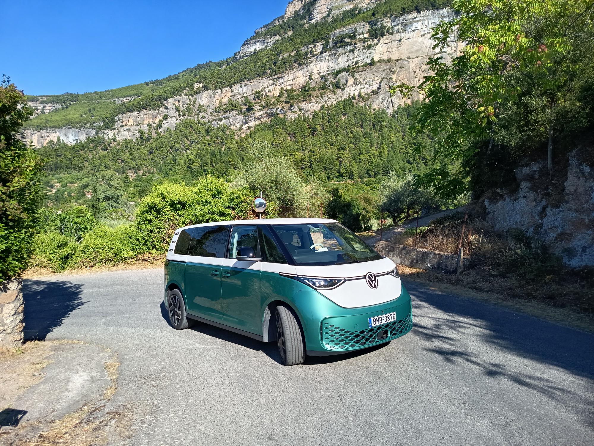 volkswagen-id-buzz-7seats-286ps