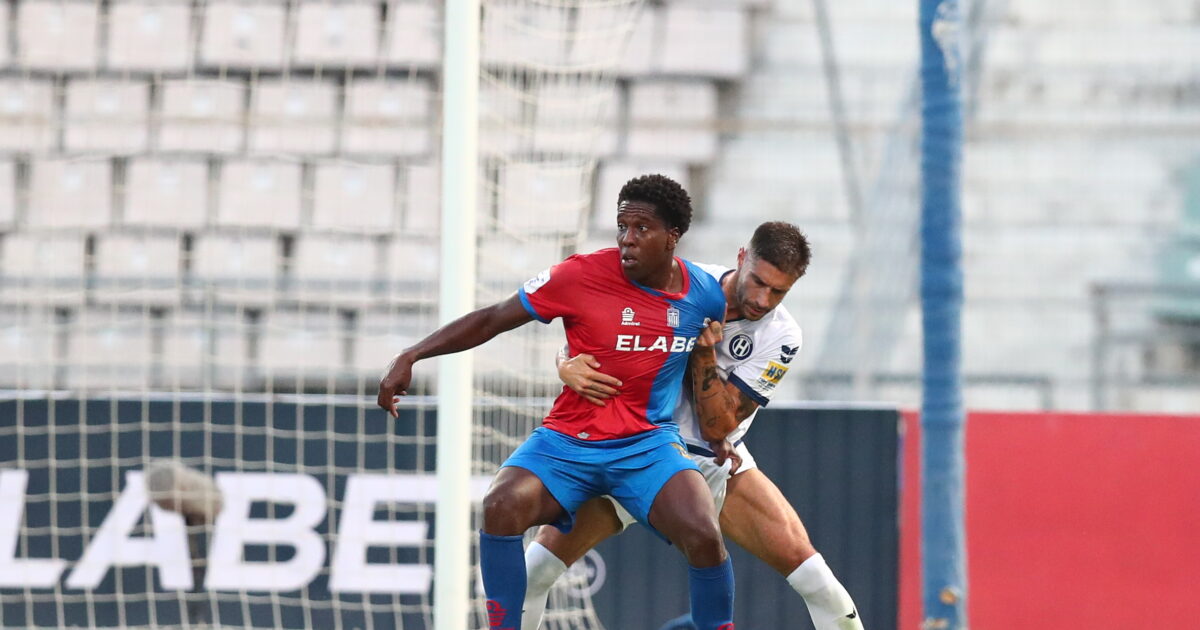 Ηρακλής 1-1: Ισοπαλία στο φινάλε για τους Θεσσαλούς κόντρα στους 10 παίκτες του «γηραιού»