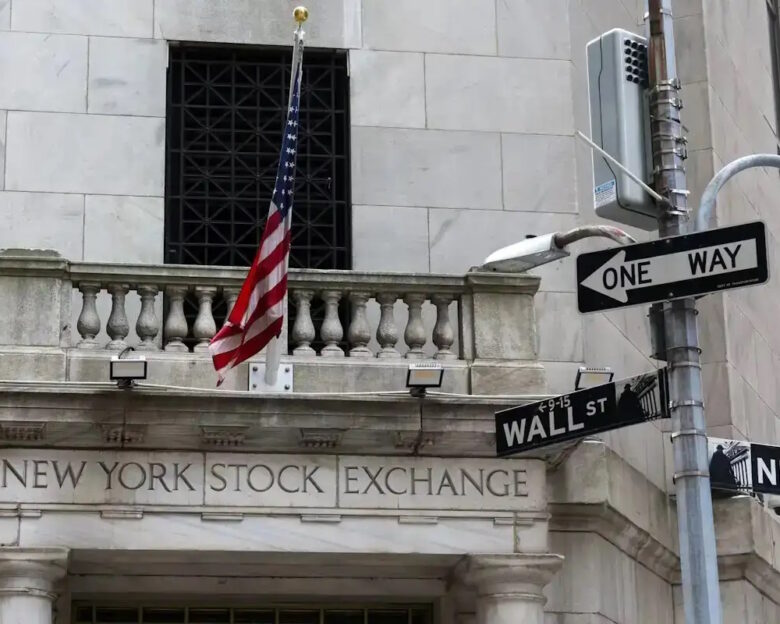 The wall street entrance