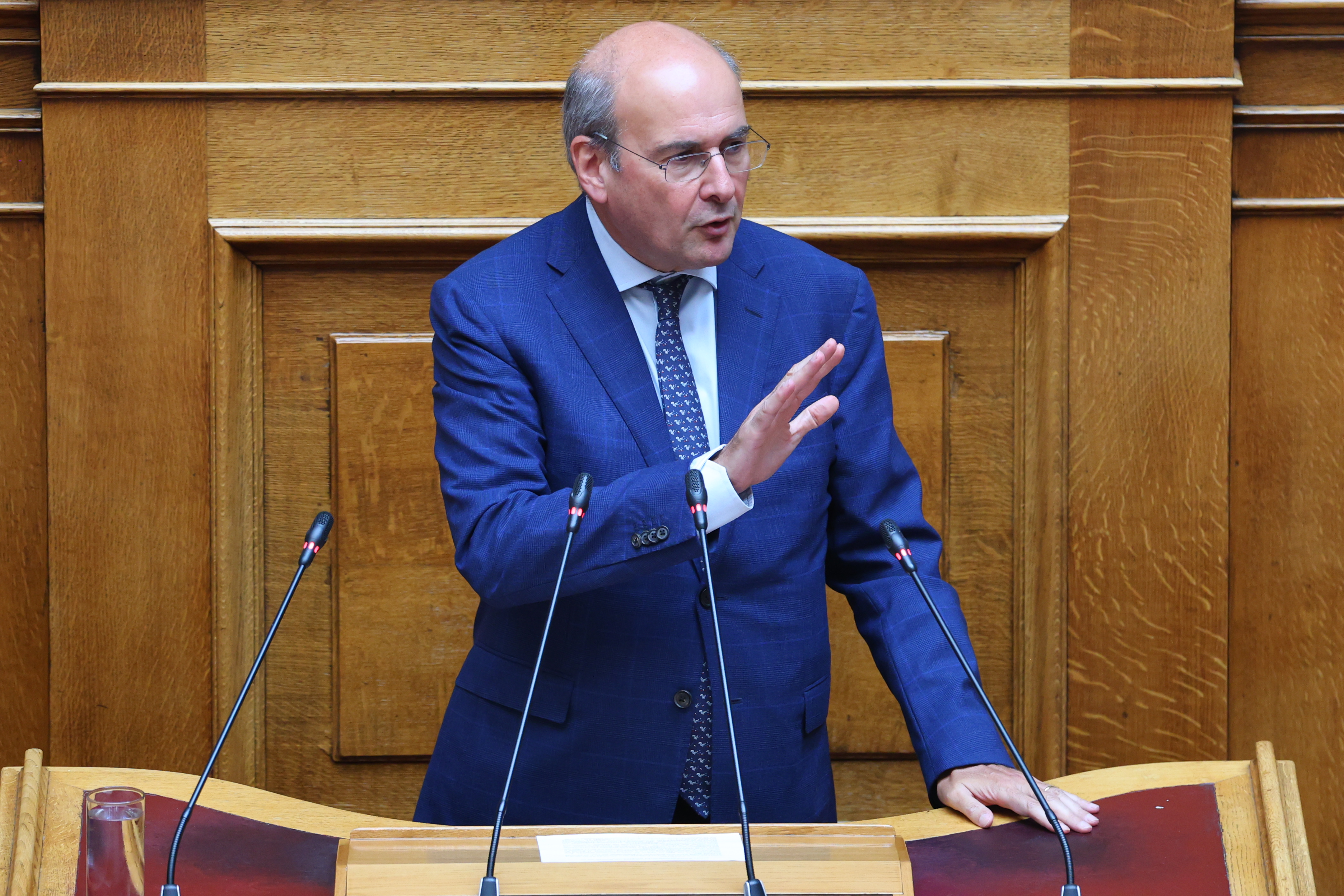 Κωστής Χατζηδάκης: «Δεν μιλάμε για κατάργηση τεκμαρτού – Έρχονται θετικές εξελίξεις στο ρεύμα»