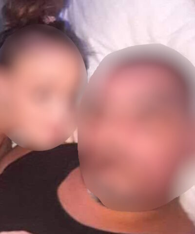 Το ζευγάρι που διέμενε στο διαμέρισμα στην Κυψέλη, όπου εντοπίστηκε το δολοφονημένο βρέφος