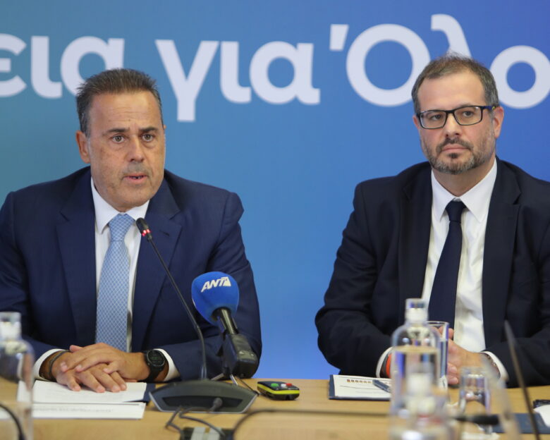 Συνέντευξη τύπου του Υπουργού Περιβάλλοντος και Ενέργειας Σταύρου Παπασταύρου και του Υφυπουργού Νίκου Τσάφου στο Υπουργείο Περιβάλλοντος και Ενέργειας για την εξειδίκευση των ενεργειακών μέτρων που εξήγγειλε ο Πρωθυπουργός Κυριάκος Μητσοτάκης στην 90ή ΔΕΘ. Τρίτη 8 Σεπτεμβρίου 2026