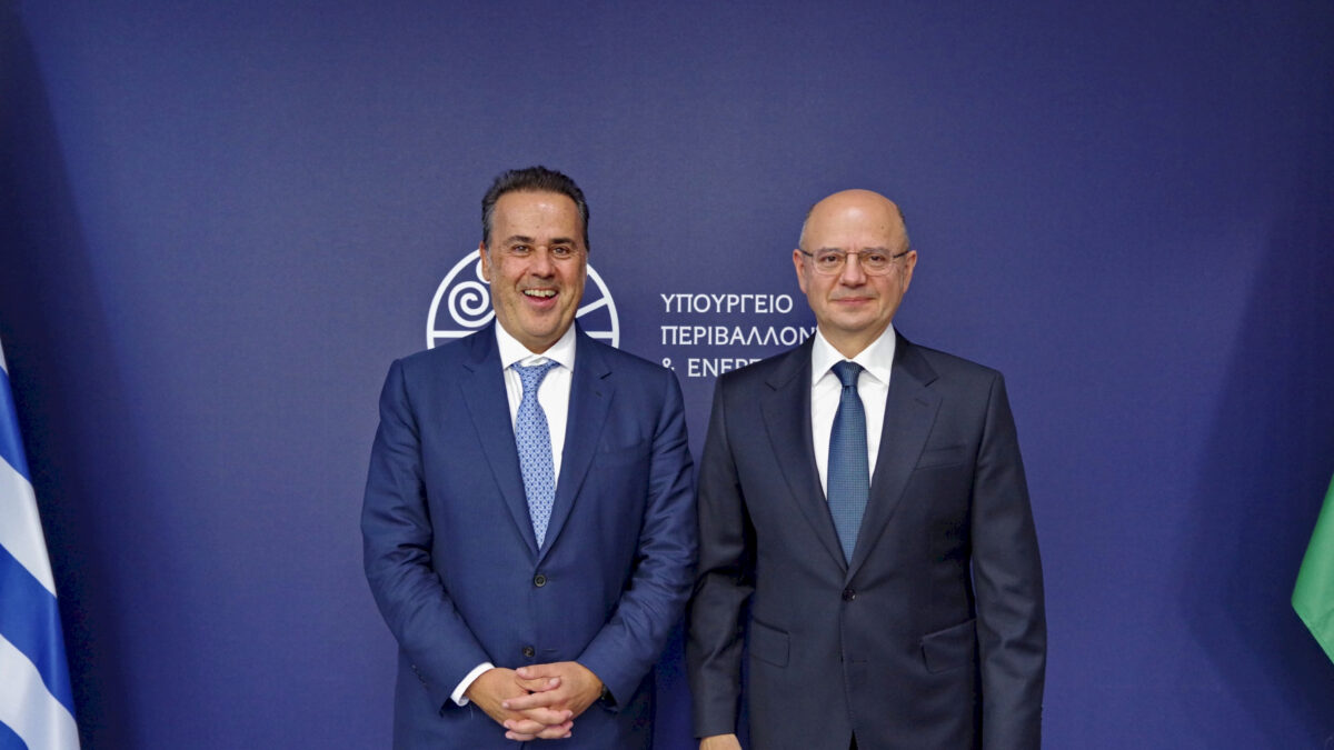 Διμερή συνάντηση με τον Υπουργό Ενέργειας του Αζερμπαϊτζάν, κ. Parviz Shahbazov, πραγματοποίησε σήμερα, Τετάρτη 30 Σεπτεμβρίου, ο Υπουργός Περιβάλλοντος και Ενέργειας, κ. Σταύρος Παπασταύρου, στο Υπουργείο Περιβάλλοντος και Ενέργειας. Τετάρτη 30 Σεπτεμβρίου 2026