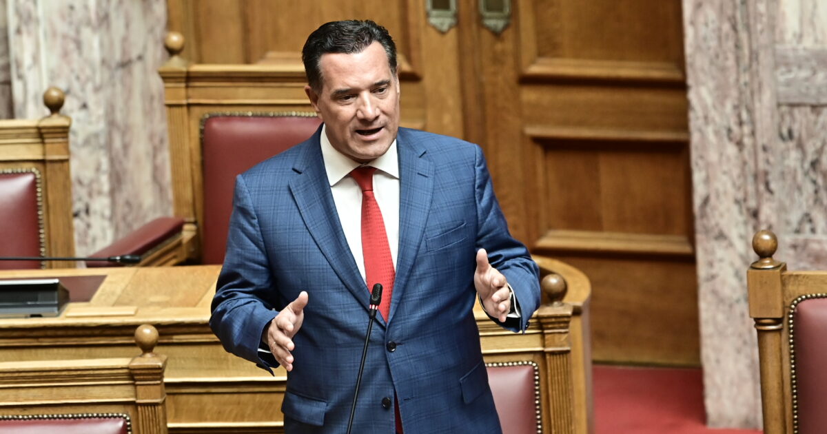 Γεωργιάδης για την γιατρό της Καρνεάδου: Απατεώνισσα, στους ελέγχους έκρυβε το μηχάνημα για να μην εντοπίζεται Γεωργιάδης για την γιατρό της Καρνεάδου: Απατεώνισσα, στους ελέγχους έκρυβε το μηχάνημα για να μην εντοπίζεται