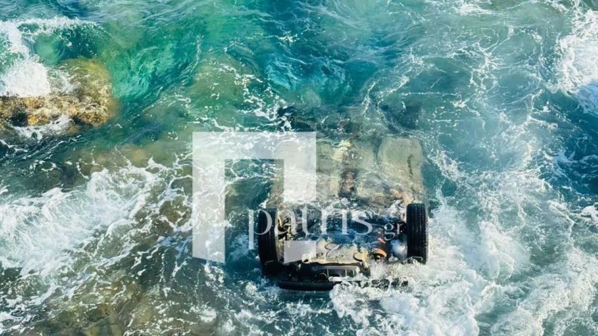 Αυτοκίνητο έπεσε στη θάλασσα σε παραλία του Λασιθίου