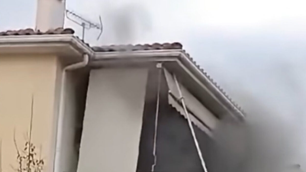 Φωτιά σε σπίτι στο Αίγιο