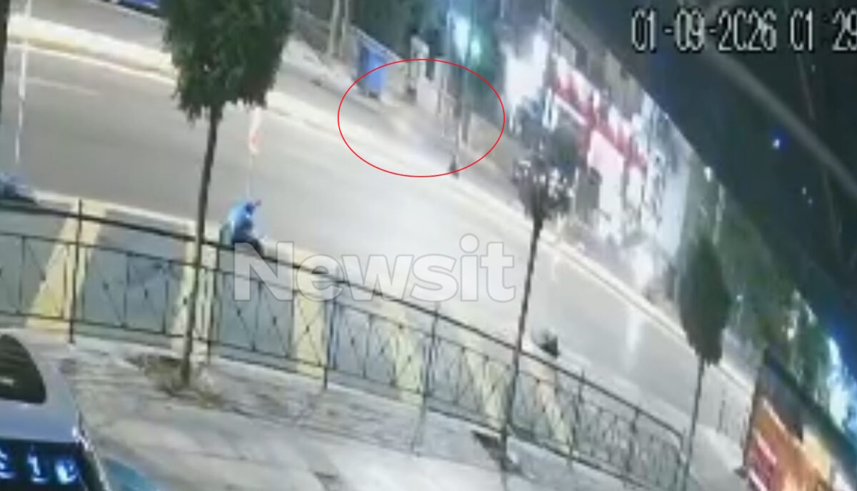 Η σοκαριστική στιγμή του τροχαίου με τους τρεις νεκρούς στη λεωφόρο Αλεξάνδρας - Βίντεο ντοκουμέντο