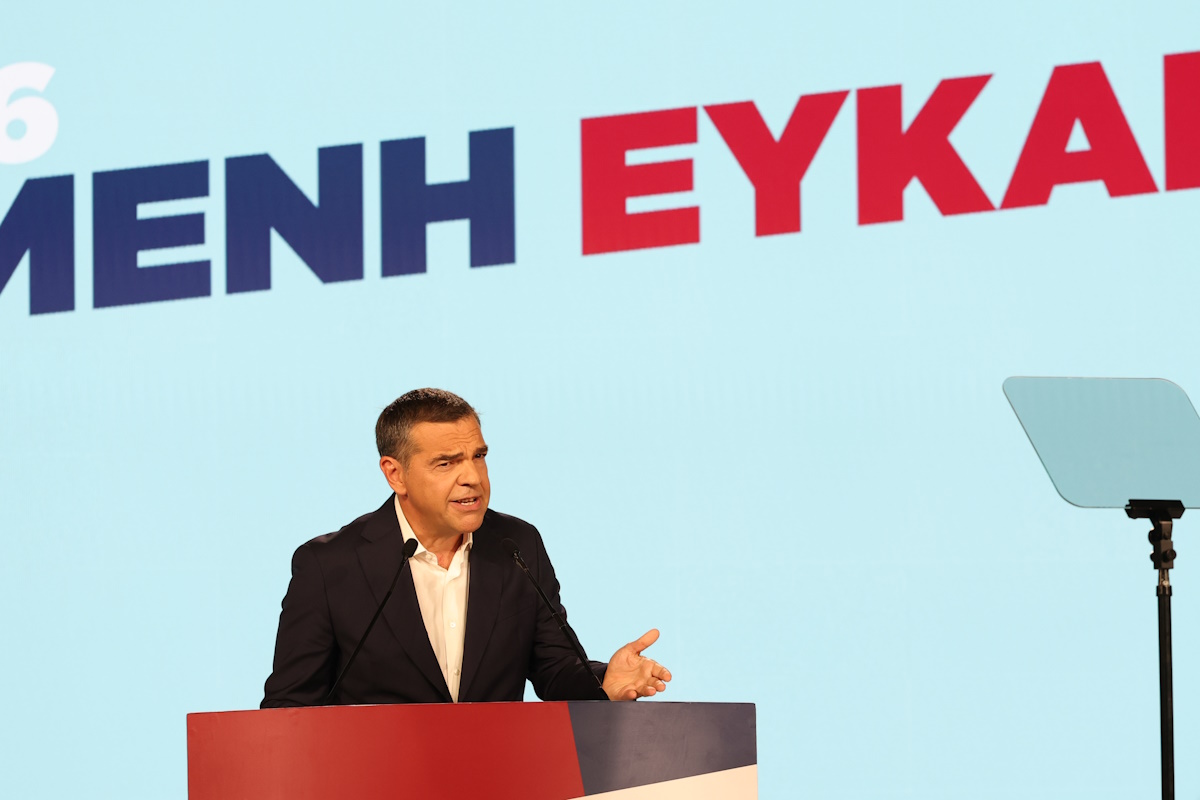 Ο πρόεδρος της Ελληνικής Αριστερής Συμπαράταξης, Αλέξης Τσίπρας παρουσιάζει το οικονομικό πρόγραμμα του κόμματος σε ειδική εκδήλωση στη Θεσσαλονίκη