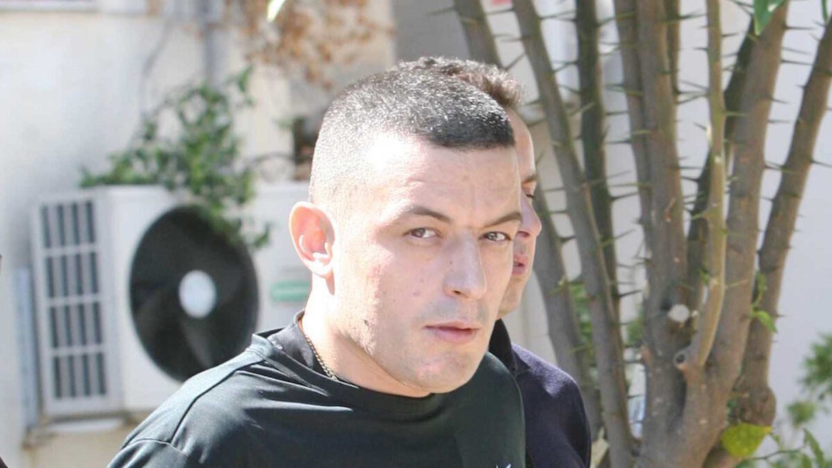Αλκέτ Ριζάι