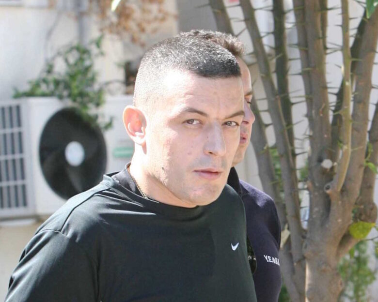 Αλκέτ Ριζάι