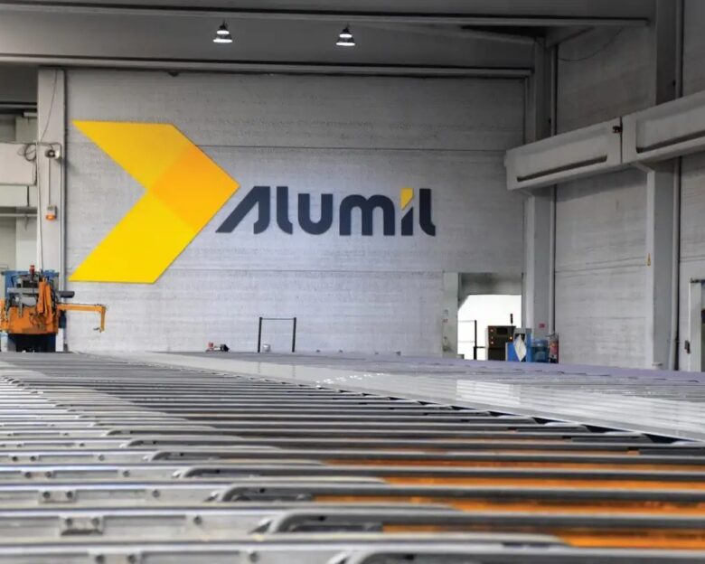 ALUMIL: Αύξηση 63,8% στα καθαρά κέρδη α’ εξαμήνου, κύκλος εργασιών στα 288,3 εκατ. ευρώ