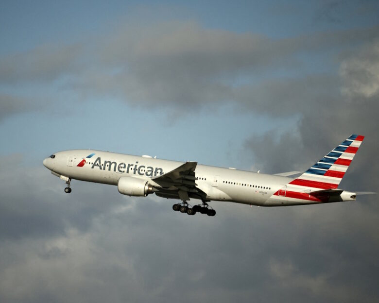 Ένα αεροσκάφος Boeing 777 της American Airlines