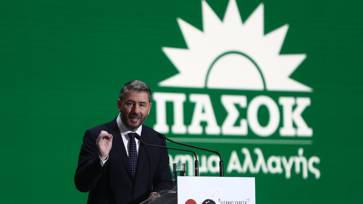 ΚΩΣΤΑΣ ΤΖΟΥΜΑΣ