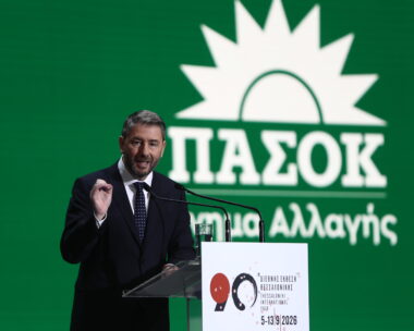 ΚΩΣΤΑΣ ΤΖΟΥΜΑΣ