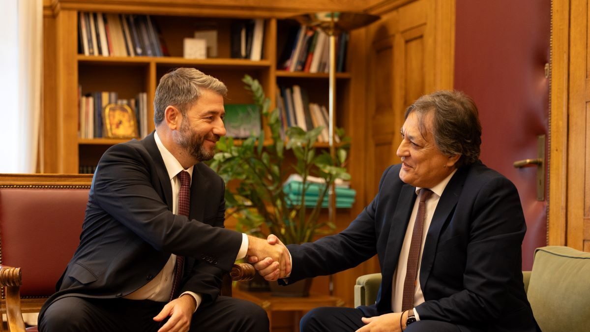 Ο Αλέξανδρος Αυλωνίτης στο ΠΑΣΟΚ