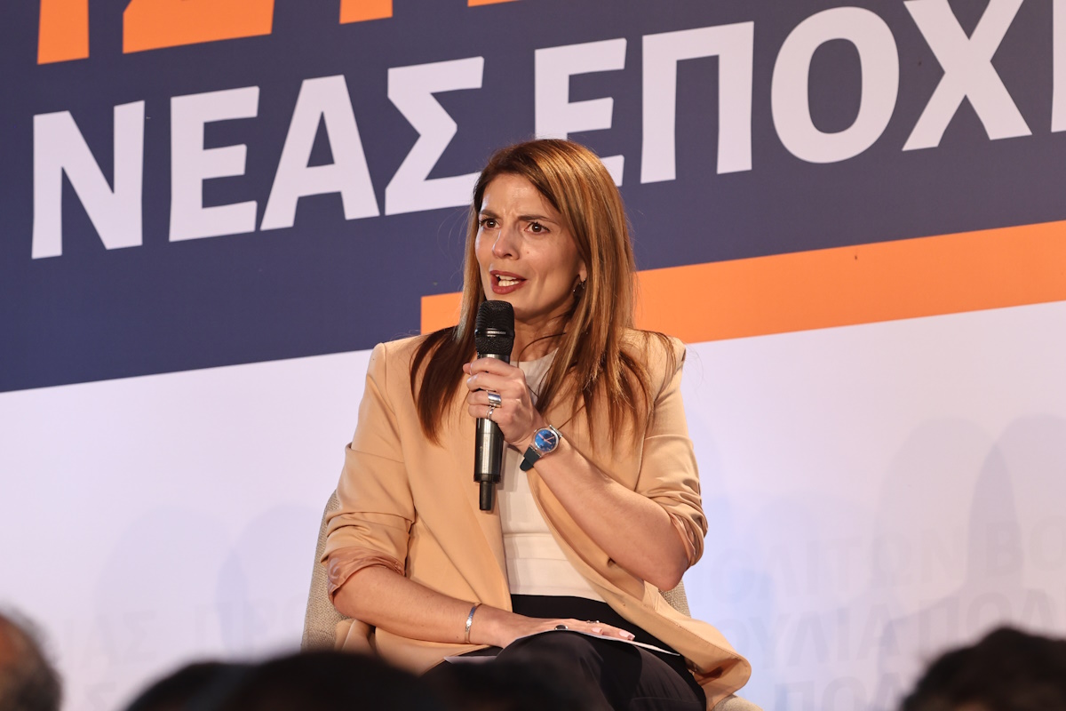 Αννα Παπαδοπούλου για τις δηλώσεις της Σοφίας Βούλτεψη: «Κίνδυνος νομιμοποίησης του νεοναζισμού»