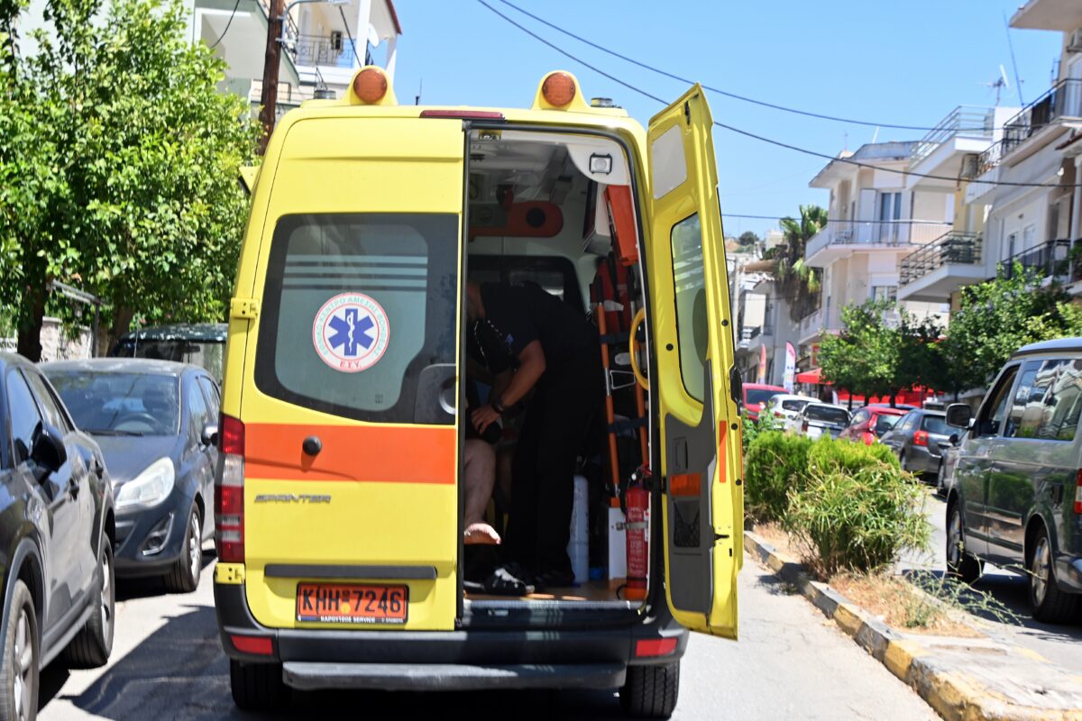 Κατερίνη: Στο νοσοκομείο ανήλικο κορίτσι που έπεσε από μπαλκόνι