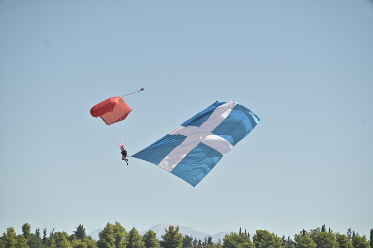 Athens Flying Week 2026: Εντυπωσιακές επιδείξεις στον ουρανό της Τανάγρας - Ακροβατικά σμήνη, και υπερσύγχρονα μαχητικά