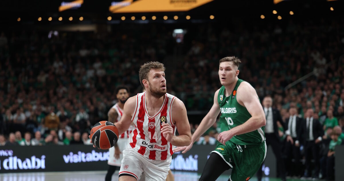 Ζαλγκίρις Κάουνας – Ολυμπιακός 91-93: Τρεις ερυθρόλευκοι «δαίμονες» έφεραν το νέο «διπλό» των Πειραιωτών στη Euroleague Ζαλγκίρις Κάουνας – Ολυμπιακός 91-93: Τρεις ερυθρόλευκοι «δαίμονες» έφεραν το νέο «διπλό» των Πειραιωτών στη Euroleague