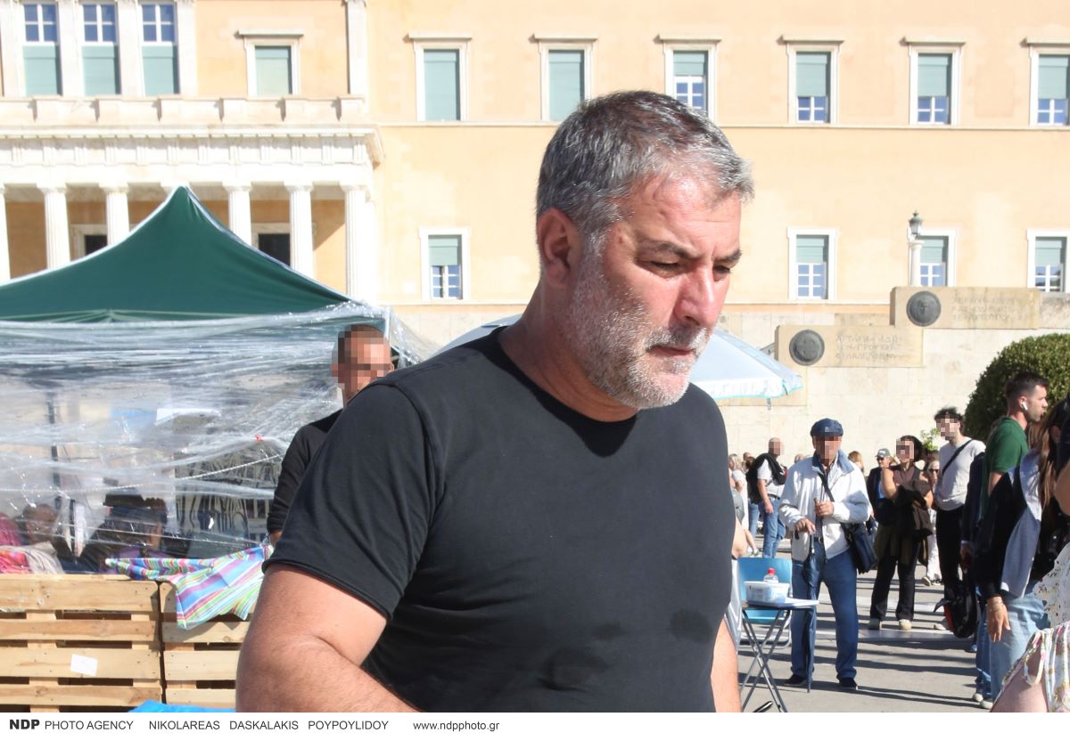 Βασίλης Μπισμπίκης για Γιώργο Μαζωνάκη: Ακόμα δεν μπορώ να το συνειδητοποιήσω, ελπίζω να μάθουμε τι συνέβη και να αναπαυθεί η ψυχή του