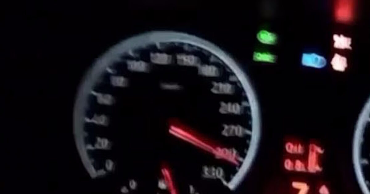 Εγνατία Οδός: Οδηγός έτρεχε με 310 χλμ και ανέβασε το βίντεο στο TikTok Εγνατία Οδός: Οδηγός έτρεχε με 310 χλμ και ανέβασε το βίντεο στο TikTok