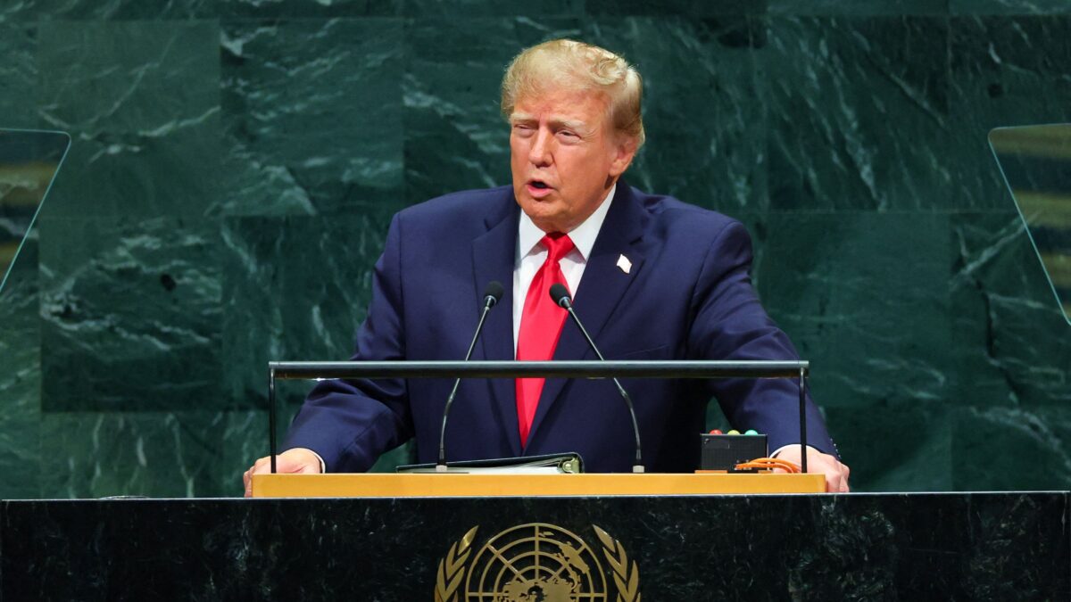  REUTERS
