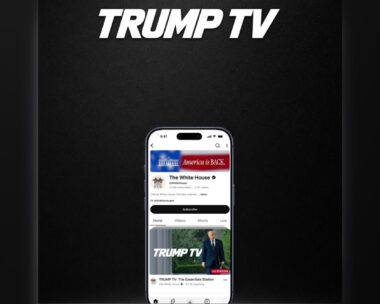 Η Trump TV είναι στον αέρα: Ο Αμερικανός πρόεδρος απαντά με δικό του κανάλι στο μποϊκοτάζ των τηλεοπτικών δικτύων